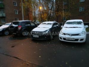 Автомобиль с номером Y336YМ190, МО / Погранвойска
