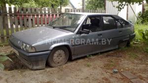 Автомобиль с номером L399DХ, МО / Погранвойска
