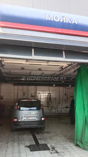 Автомобиль с номером 9857ТА7, г. Минск