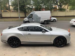Автомобиль с номером 81110А77, г. Минск