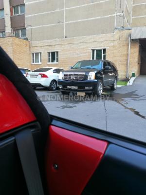 Автомобиль с номером 9999Е777, г. Минск