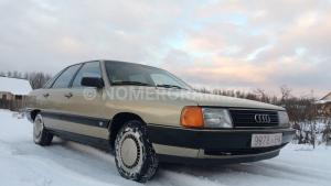 Автомобиль с номером 9978РА, МО / Погранвойска
