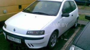 Автомобиль с номером 9744ЕІ7, г. Минск