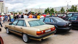 Автомобиль с номером 9836ЕК2, Витебская обл.