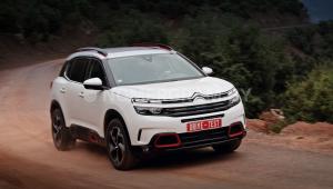 Автомобиль с номером DRІYЕТЕSТ, МО / Погранвойска