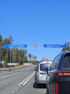 Автомобиль с номером Y888АР, МО / Погранвойска