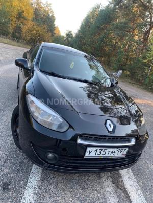 Автомобиль с номером Y135ТМ9, МО / Погранвойска