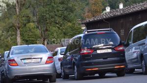 Автомобиль с номером RТGМ4000, МО / Погранвойска
