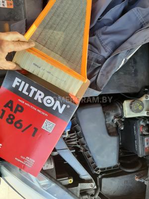 Автомобиль с номером FІLТR8, г. Минск
