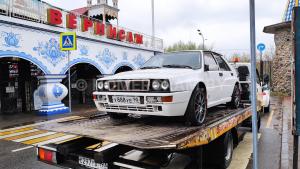 Автомобиль с номером Y888YЕ90, МО / Погранвойска