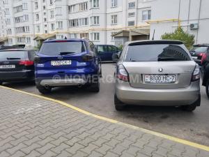 Автомобиль с номером UТ9743, Гомельская обл.