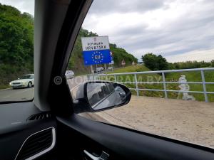 Автомобиль с номером LJ33ZАС, МО / Погранвойска