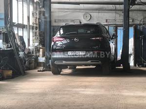 Автомобиль с номером Y908НО19, МО / Погранвойска