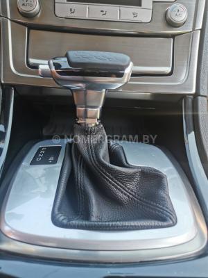 Фото V