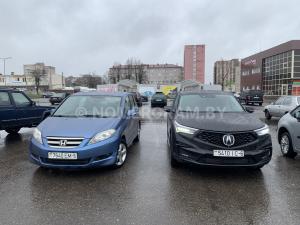 Автомобиль с номером R4444МН, МО / Погранвойска