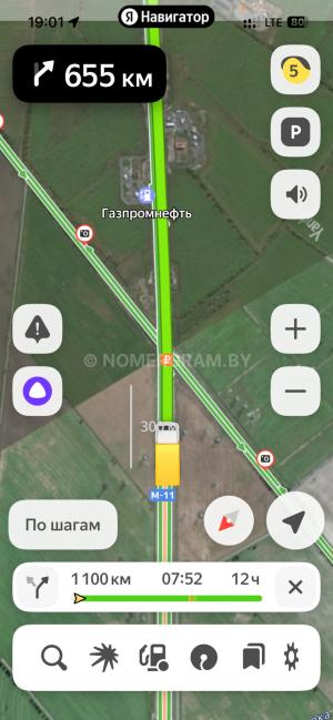 Автомобиль с номером Q7С8, г. Минск