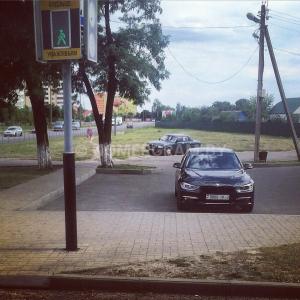 Автомобиль с номером 9889ІК3, Гомельская обл.