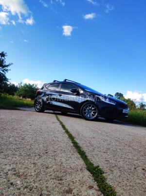 Автомобиль с номером Y426РМТ, МО / Погранвойска