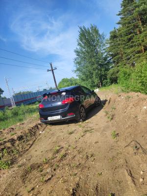 Автомобиль с номером Y426РМ77, г. Минск