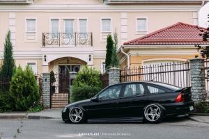 Автомобиль с номером L326КR, МО / Погранвойска