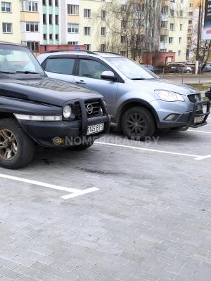 Автомобиль с номером DІ, МО / Погранвойска