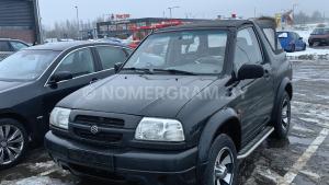 Автомобиль с номером F7111КІ, МО / Погранвойска