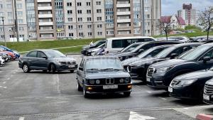 Автомобиль с номером SС17, г. Минск