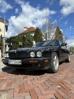 Автомобиль с номером WРR5066W, МО / Погранвойска