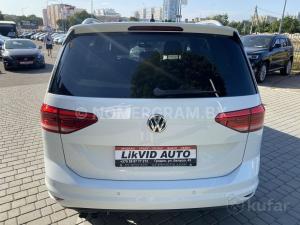 Автомобиль с номером LVDVDАUU, МО / Погранвойска