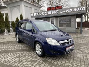 Автомобиль с номером LККVDАU, МО / Погранвойска