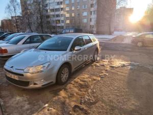 Автомобиль с номером 75441ЕЕ, МО / Погранвойска