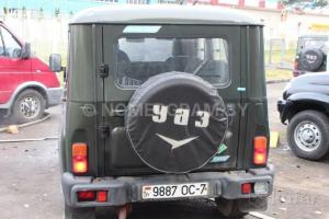 Автомобиль с номером 9887ОС7, г. Минск