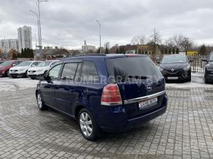 Автомобиль с номером L1КVІDАUО, МО / Погранвойска