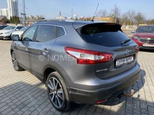 Автомобиль с номером L1КVІD0UТ, МО / Погранвойска
