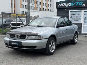 Автомобиль с номером NОVАV10, МО / Погранвойска