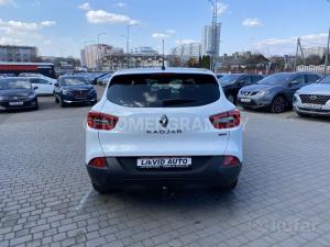 Автомобиль с номером LНМ9JМЕ, МО / Погранвойска