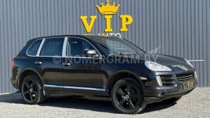 Автомобиль с номером VІР, МО / Погранвойска