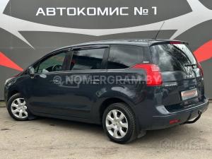 Автомобиль с номером 610009, МО / Погранвойска