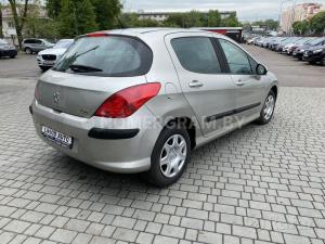 Автомобиль с номером L1КUYТТ0, МО / Погранвойска