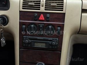 Автомобиль с номером RJ5875, Минская обл.