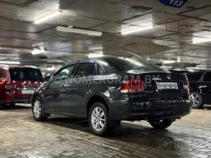 Автомобиль с номером LV11ІV, МО / Погранвойска