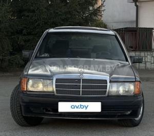 Автомобиль с номером QV6V, МО / Погранвойска