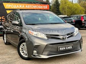 Автомобиль с номером R8NСАRS, МО / Погранвойска