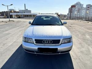 Автомобиль с номером D333000, МО / Погранвойска