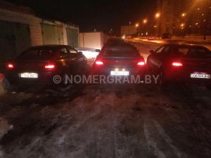 Автомобиль с номером 9883ІР3, Гомельская обл.