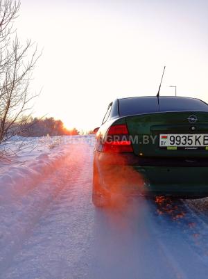 Автомобиль с номером 9935КЕ, МО / Погранвойска