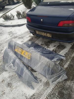 Автомобиль с номером 40400, МО / Погранвойска