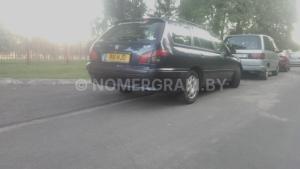 Автомобиль с номером R111НJО, МО / Погранвойска