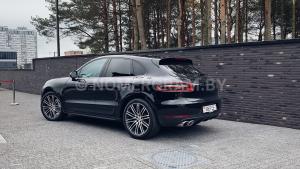 Автомобиль с номером 9987ЕЕ7, г. Минск