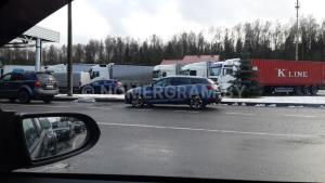 Автомобиль с номером LYJ077, г. Минск